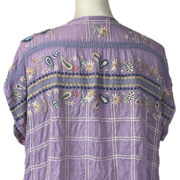 Johnny Was Top Tie Neck Butterly Floral Embroidered Purple Women’s Size Large - Picture 10 of 13